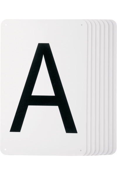 Waldhausen Dressage Markers 20M X 40M 8 Pcs
