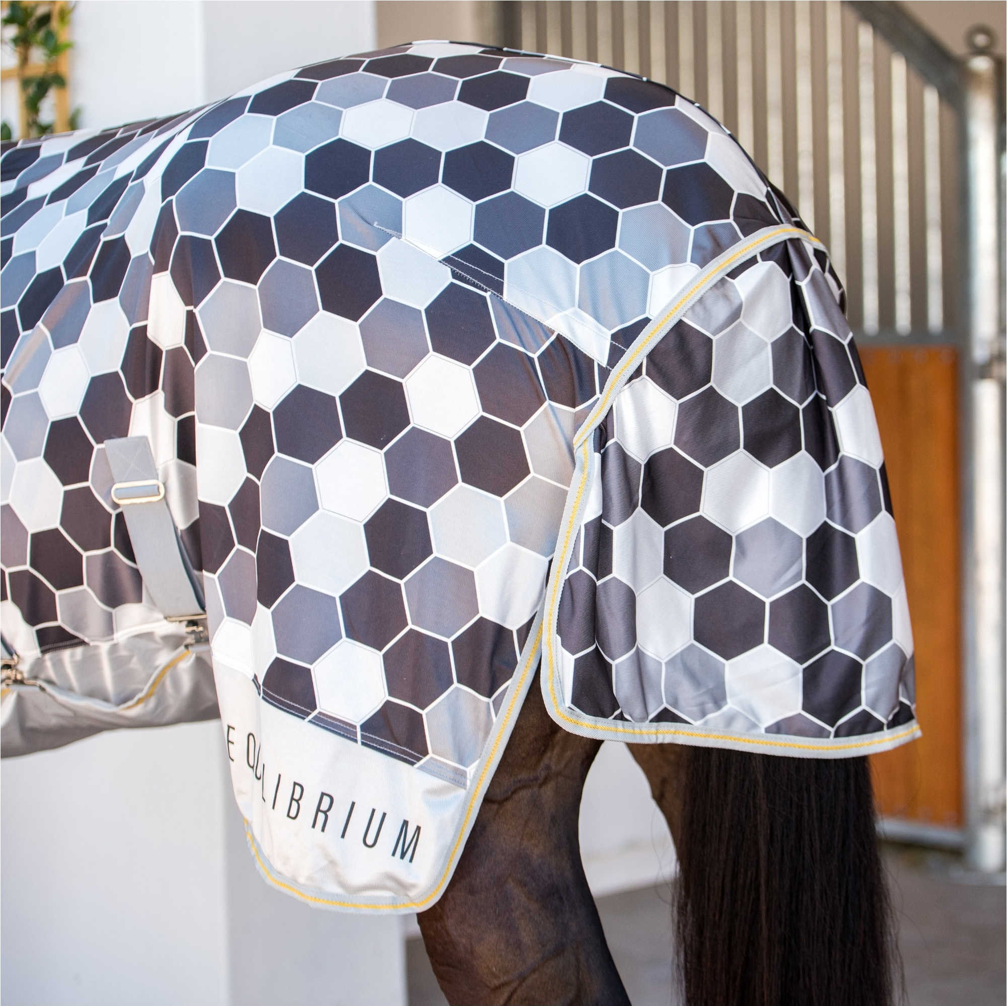 Equilibrium New Field Relief Fly Rug EQB1667 - Grey - Horse - Fly Rugs ...