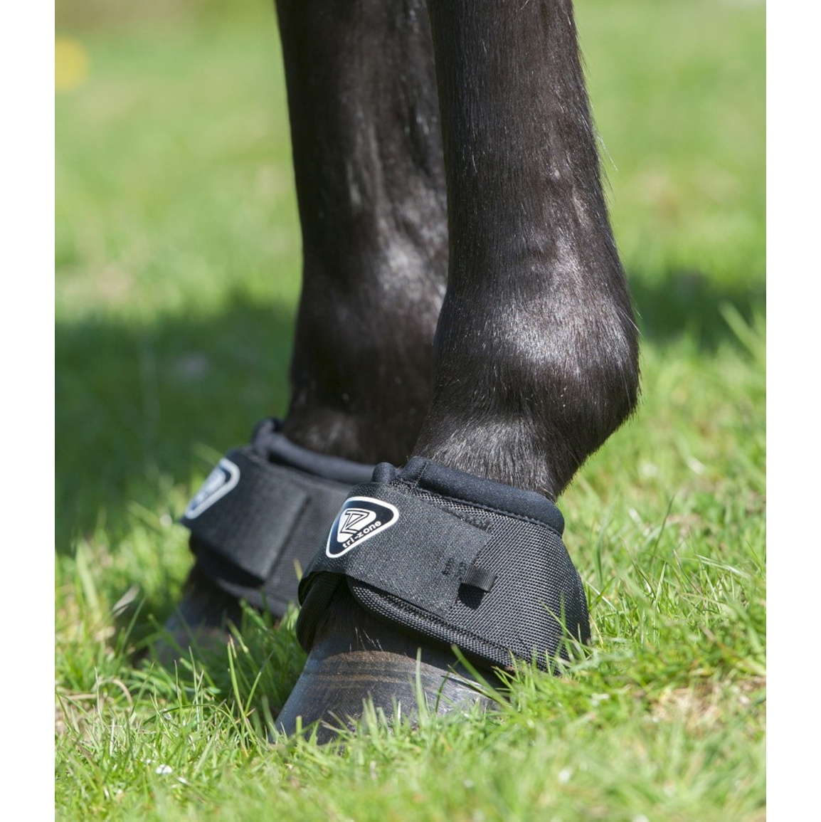 Equilibrium Tri-Zone Over Reach Boots Black