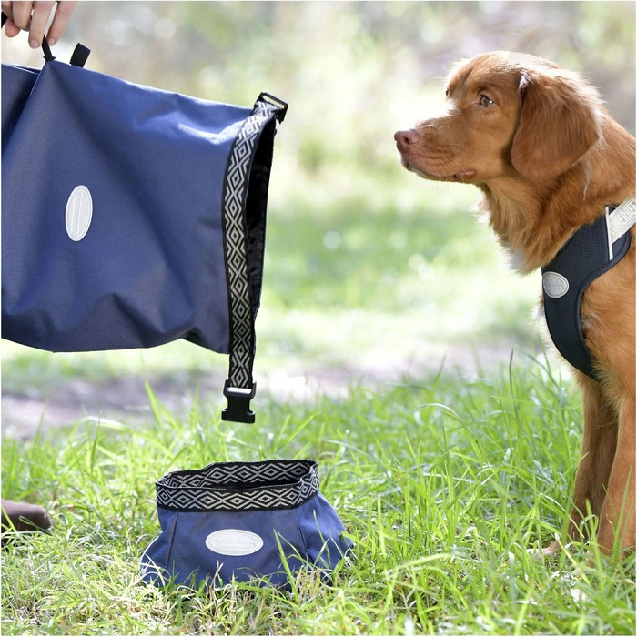 2023 Weatherbeeta Explorer Dog Food Portable Bag 101820100 - Navy