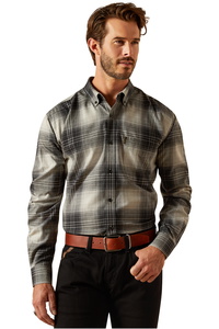 2025 Ariat Herren Clemens Hemd 10062684 - Grey Ombre Plaid