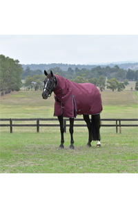 2025 WeatherBeeta Comfitec Essential Turnout Detach-A-Neck 1029014 - Burgundy