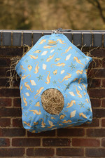 2023 Weatherbeeta Hay Bag 1000133018 - Seahorse Print